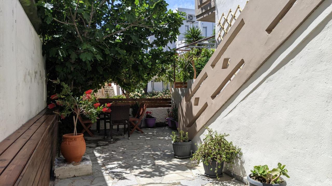 Pension Irene Soúgia Ngoại thất bức ảnh
